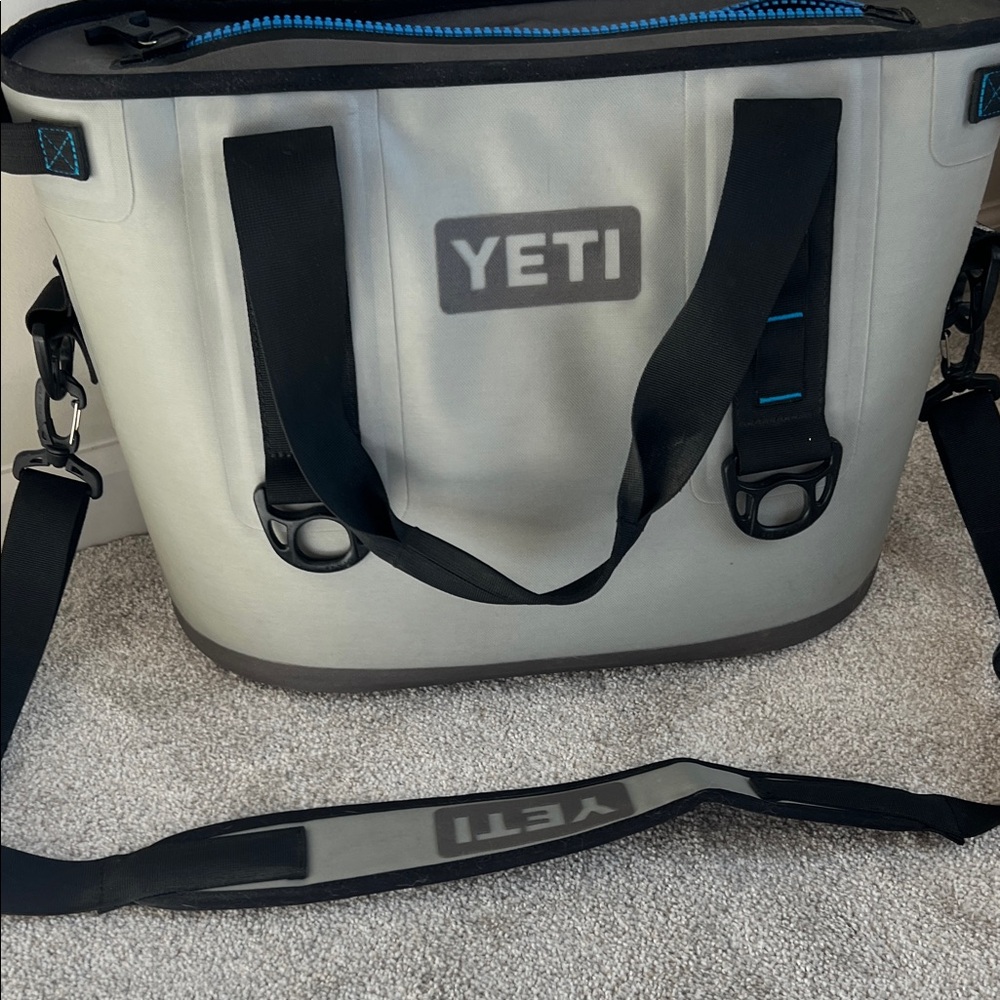 YETI Hopper20 Grey - Picture 4 of 8
